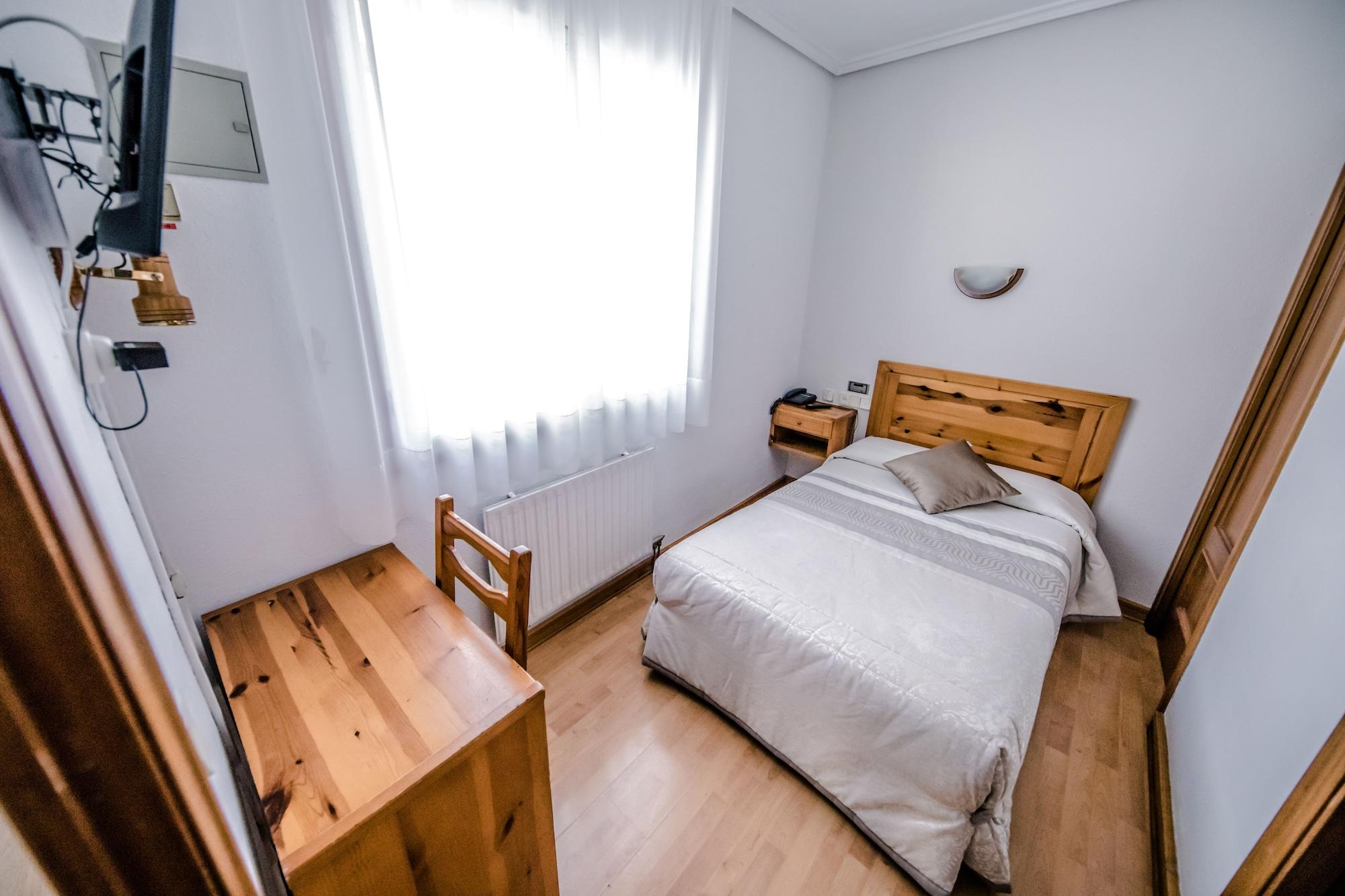 Alvi Otel Soria Dış mekan fotoğraf