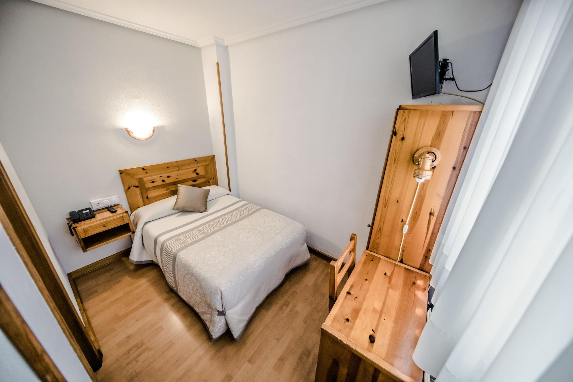 Alvi Otel Soria Dış mekan fotoğraf