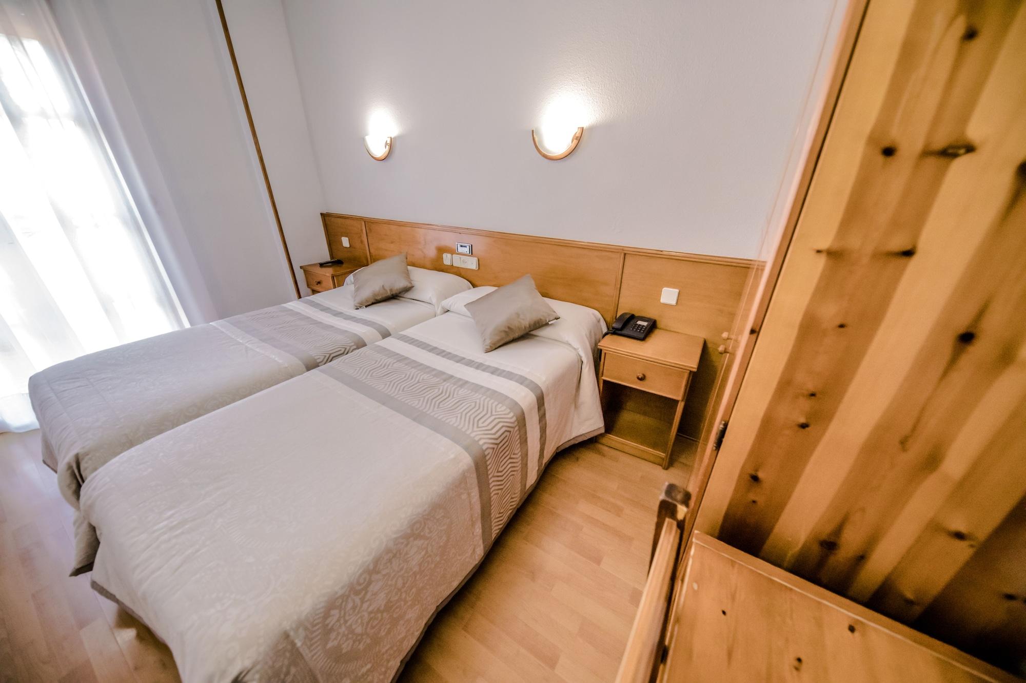 Alvi Otel Soria Dış mekan fotoğraf