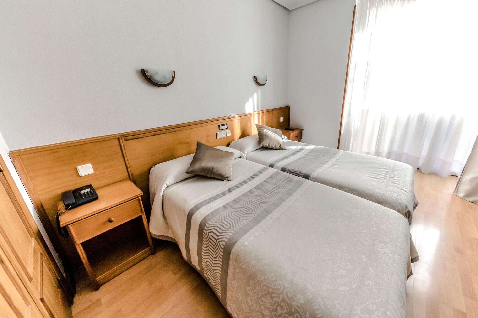 Alvi Otel Soria Dış mekan fotoğraf